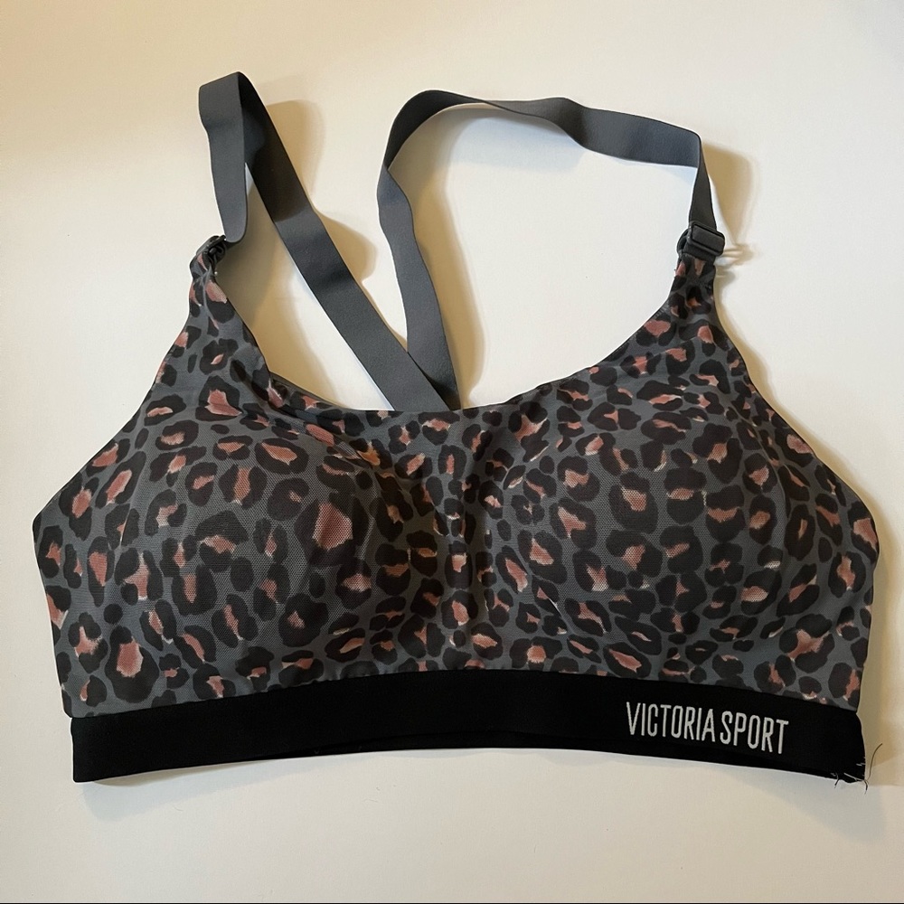 34C Victoria Sport Cheetah Lightweight Sports Bra